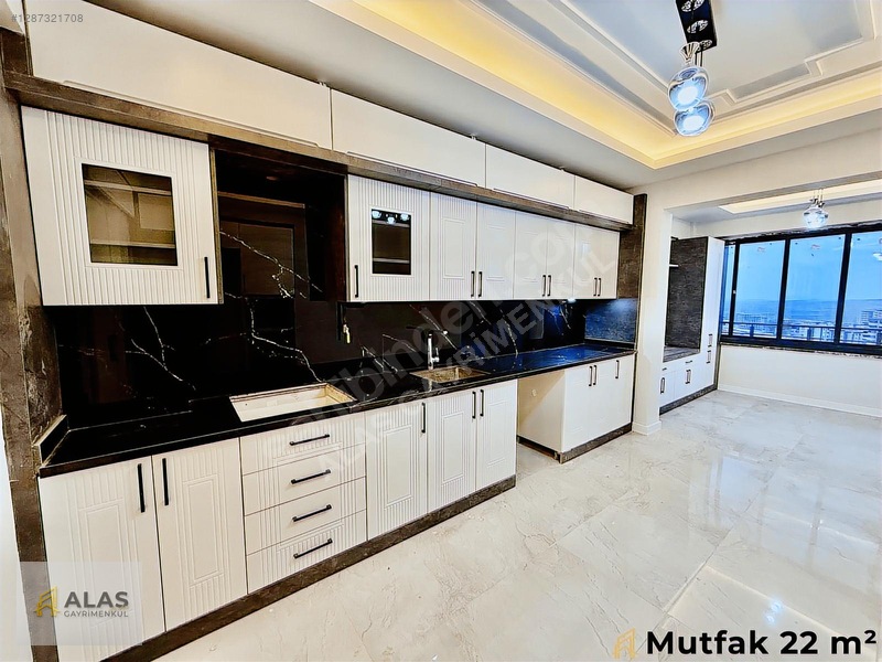 Beştepe'de Geniş Avize+kombi Kat Bahçeli Lüx Sıfır 3.5+1 Satılık — fotoğraf 2
