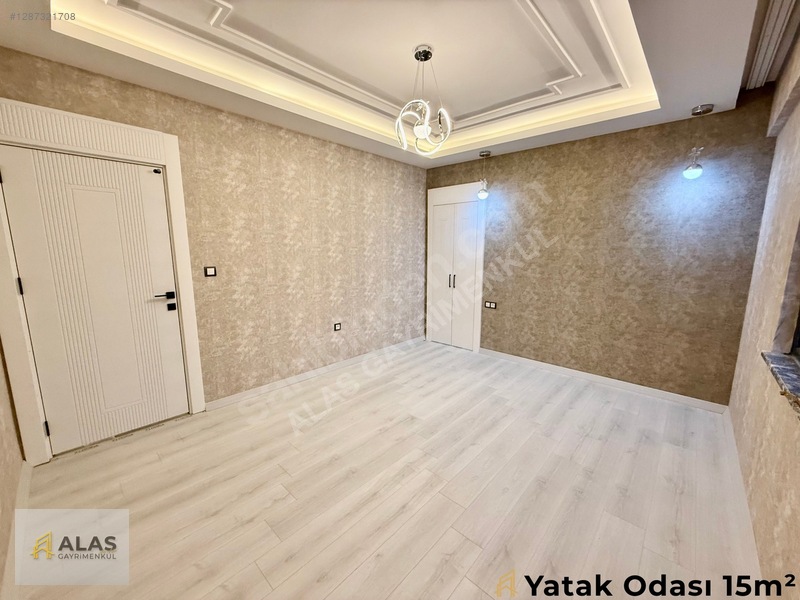 Beştepe'de Geniş Avize+kombi Kat Bahçeli Lüx Sıfır 3.5+1 Satılık — fotoğraf 21