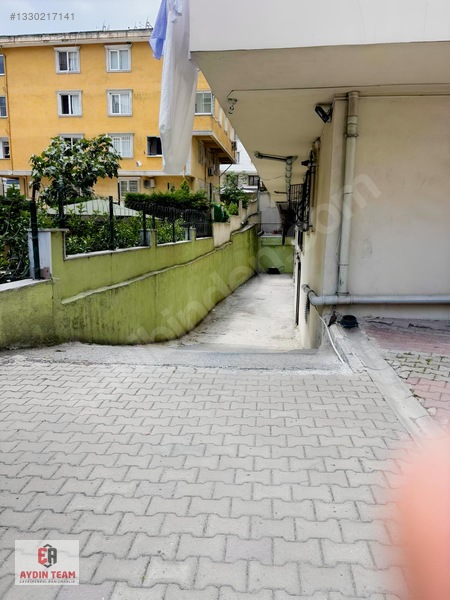 Sultan Gazide 3+1 Site İçi 3 Kat 120 M2 Satılık Daire — fotoğraf 4