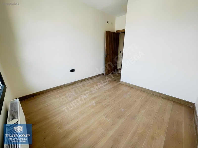 Turyap Mega'dan İkizcede Okul Karşısı Kiralık 3+1 Daire — fotoğraf 8