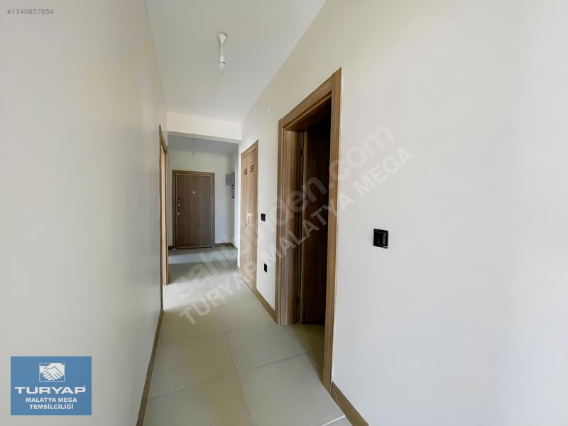Turyap Mega'dan İkizcede Okul Karşısı Kiralık 3+1 Daire — fotoğraf 16