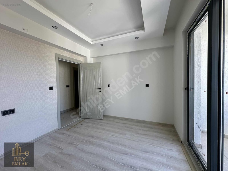 Ataşehir'de Fore Kazıklı Merkezi Konumda Lüks 3+1 Daire — fotoğraf 7