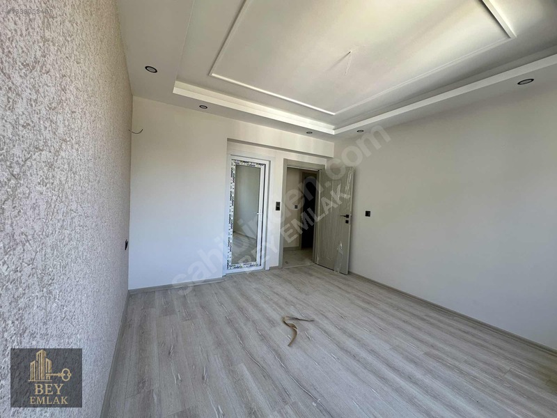 Ataşehir'de Fore Kazıklı Merkezi Konumda Lüks 3+1 Daire — fotoğraf 9