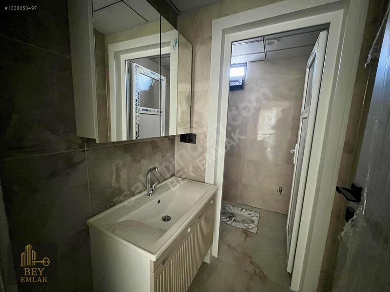 Ataşehir'de Fore Kazıklı Merkezi Konumda Lüks 3+1 Daire — fotoğraf 13