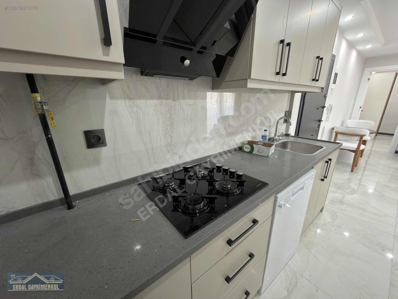 Sıfır Bina Sıfır Full Eşyalı Geniş Apartlar — fotoğraf 6