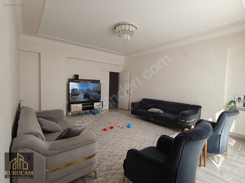 Kuruçam Gayrimenkulden Göktürkde 3+1 Dairemiz Satılıktır