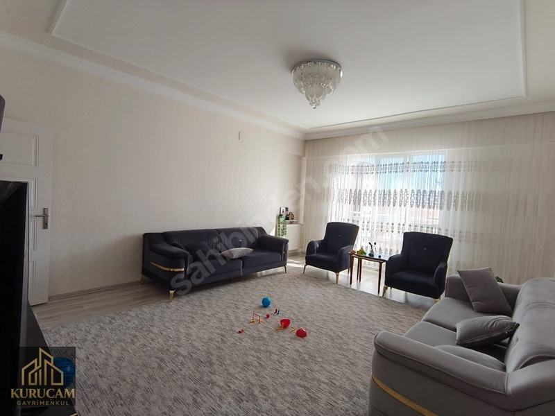 Kuruçam Gayrimenkulden Göktürkde 3+1 Dairemiz Satılıktır — fotoğraf 3