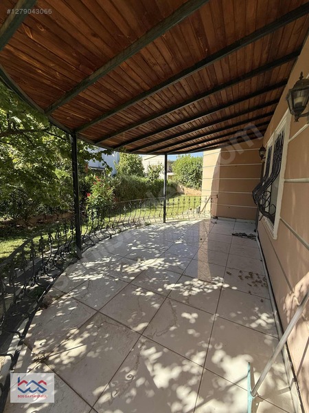 Bos'dan Hamravat Villalarında 1 Dönüm Arsaya Sahip Satılık Villa — fotoğraf 8