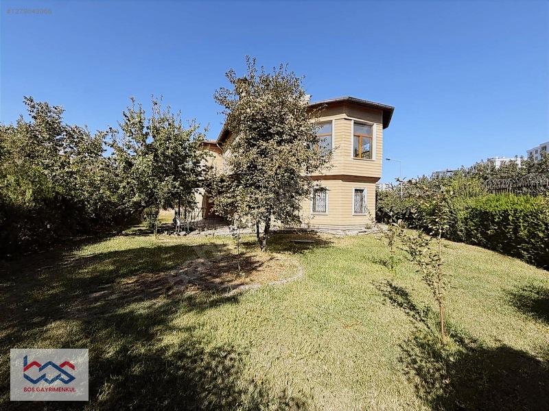 Bos'dan Hamravat Villalarında 1 Dönüm Arsaya Sahip Satılık Villa — fotoğraf 13