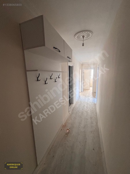 Uygun Fiyata Satılık 3+1 Köşe Daire — fotoğraf 5