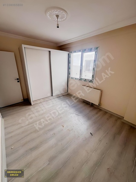 Uygun Fiyata Satılık 3+1 Köşe Daire — fotoğraf 6