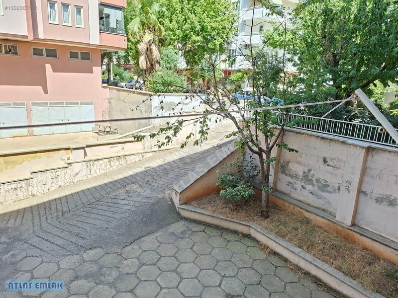 *emek Uzay Çatılı Pazar Yerine 100 M,40 M² 2+0 Kombili,balkonlu* — fotoğraf 11