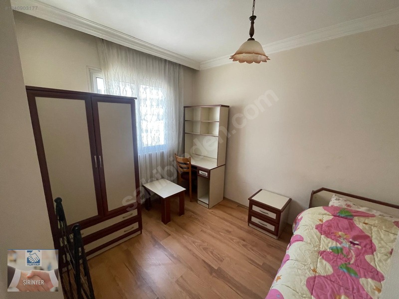 İzbana Yürüme Mesafesinde Şirinyer Merkezde 2+1eşyalı Daire — fotoğraf 6
