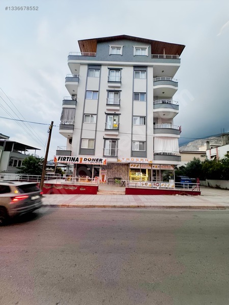 Cadde Üzerinde Kiralık İş Yeri