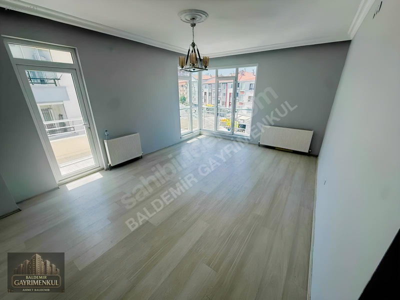 Baldemir'den Şehitler Cd. Üzeri %80 Kredi İmkanlı Ön Cephe 3+1 — fotoğraf 4