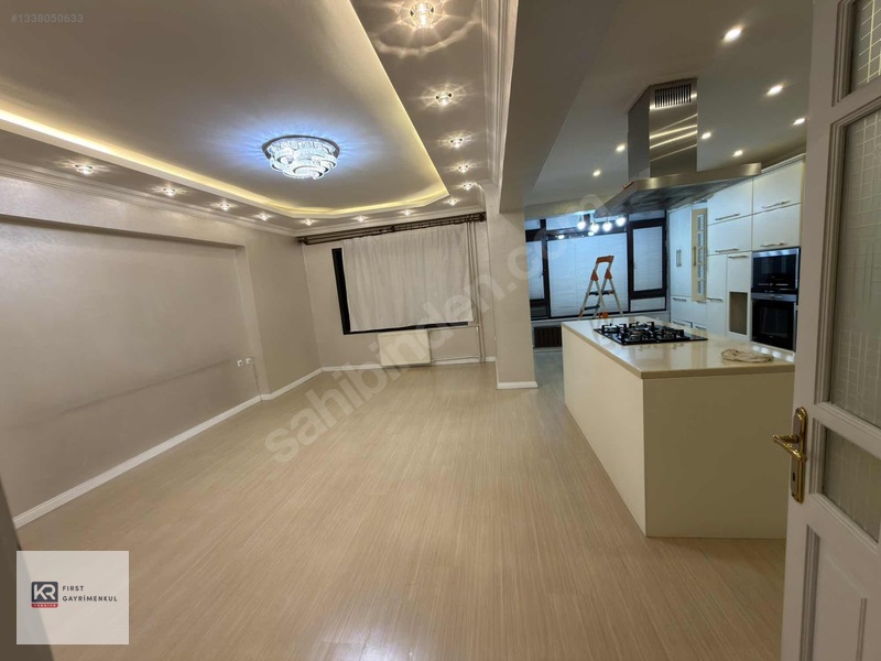 Kr First Gm Şhr. Mrk. Kiralık Lüx Özel Yapı 4+1 Otaparklı Daire — fotoğraf 5