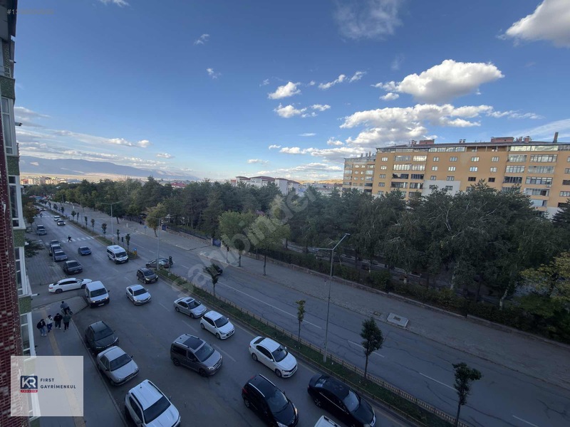 Kr First Gm Şhr. Mrk. Kiralık Lüx Özel Yapı 4+1 Otaparklı Daire — fotoğraf 34
