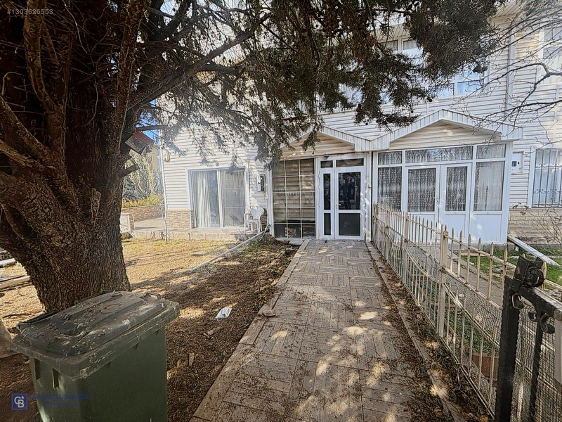 Cb Sıtkı Şimşek'den Gölbaşı Özgür Sitesinde Satılık Villa — fotoğraf 5
