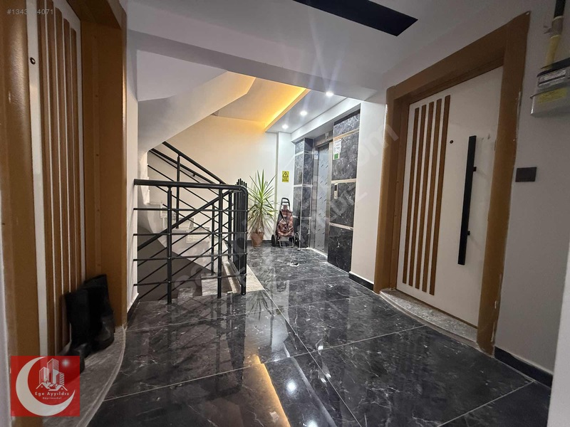 Merkez Kipa'100 Metre Mesafede Açık Teraslı 2+1 Dublex Daire — fotoğraf 6