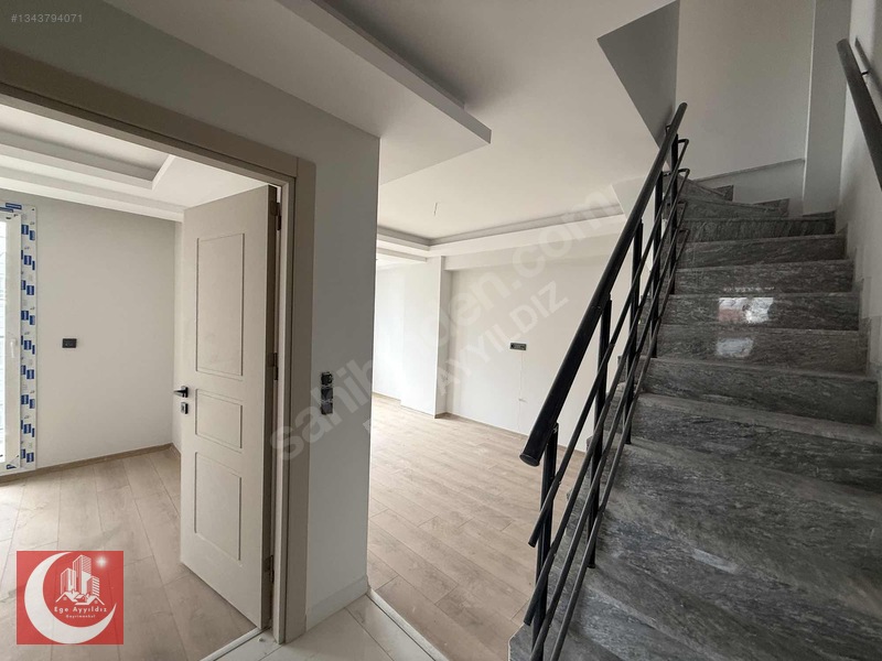 Merkez Kipa'100 Metre Mesafede Açık Teraslı 2+1 Dublex Daire — fotoğraf 14