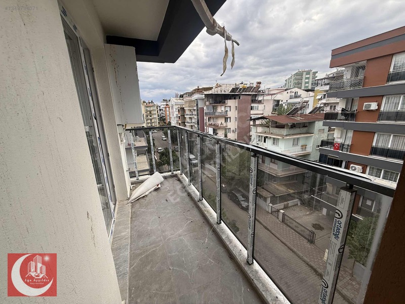 Merkez Kipa'100 Metre Mesafede Açık Teraslı 2+1 Dublex Daire — fotoğraf 17