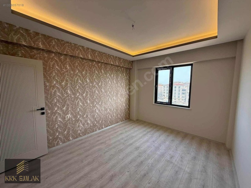 Krk Gayrimenkul Satılık 2.5+1 Ultra Lüks Fırsat Daire — fotoğraf 10