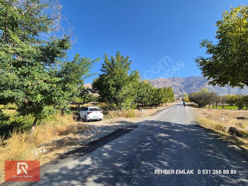 Rehber Emlak'tan 4718 M2 Buğdaylı Köyünde Anayol Üzeri Arazi !!! — fotoğraf 9