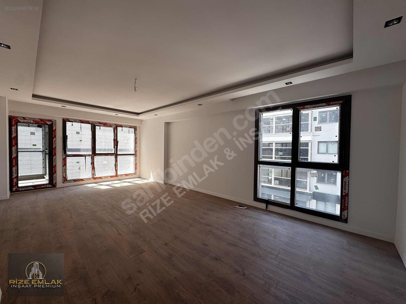 Rize Müftü Mah. Şimal Avm Yanı Lüks Sitede Kiralık 3+1 Daire — fotoğraf 2