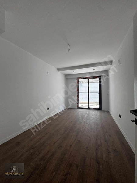 Rize Müftü Mah. Şimal Avm Yanı Lüks Sitede Kiralık 3+1 Daire — fotoğraf 10