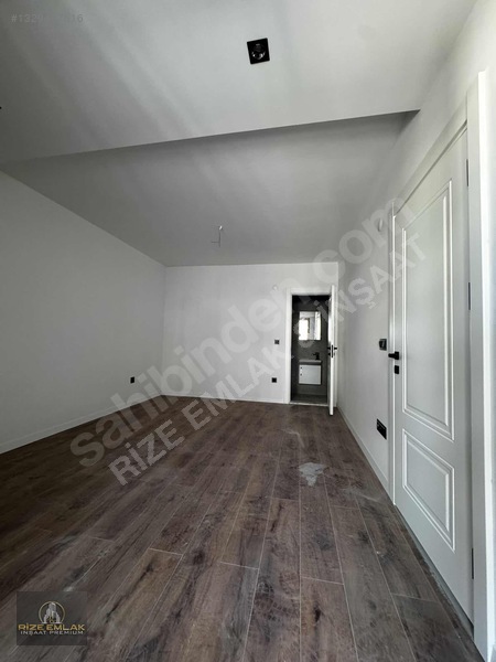 Rize Müftü Mah. Şimal Avm Yanı Lüks Sitede Kiralık 3+1 Daire — fotoğraf 17