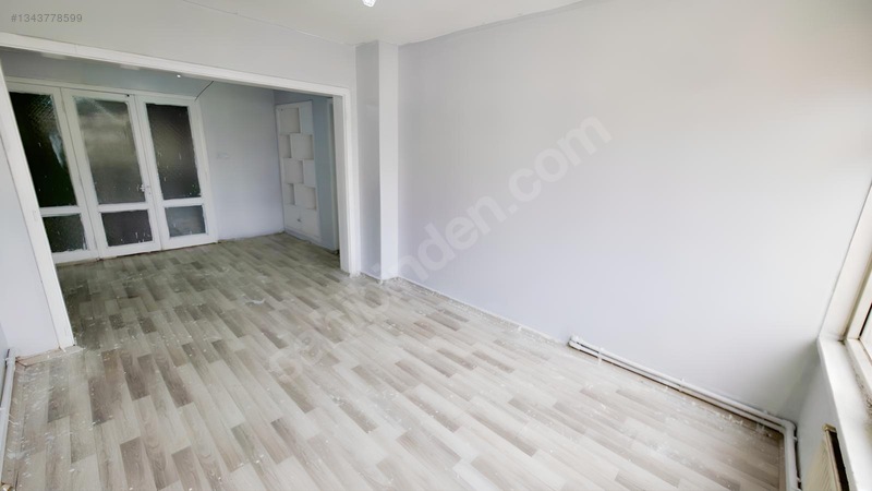 Şehir Merkezinde Yenilenmiş 2+1 Ara Kat Daire. Şehrin Göbeğinde. — fotoğraf 10