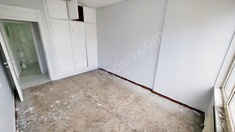 Şehir Merkezinde Yenilenmiş 2+1 Ara Kat Daire. Şehrin Göbeğinde. — fotoğraf 16