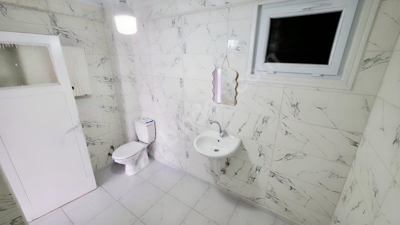 Şehir Merkezinde Yenilenmiş 2+1 Ara Kat Daire. Şehrin Göbeğinde. — fotoğraf 18