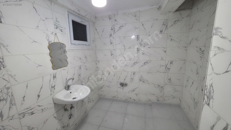 Şehir Merkezinde Yenilenmiş 2+1 Ara Kat Daire. Şehrin Göbeğinde. — fotoğraf 19