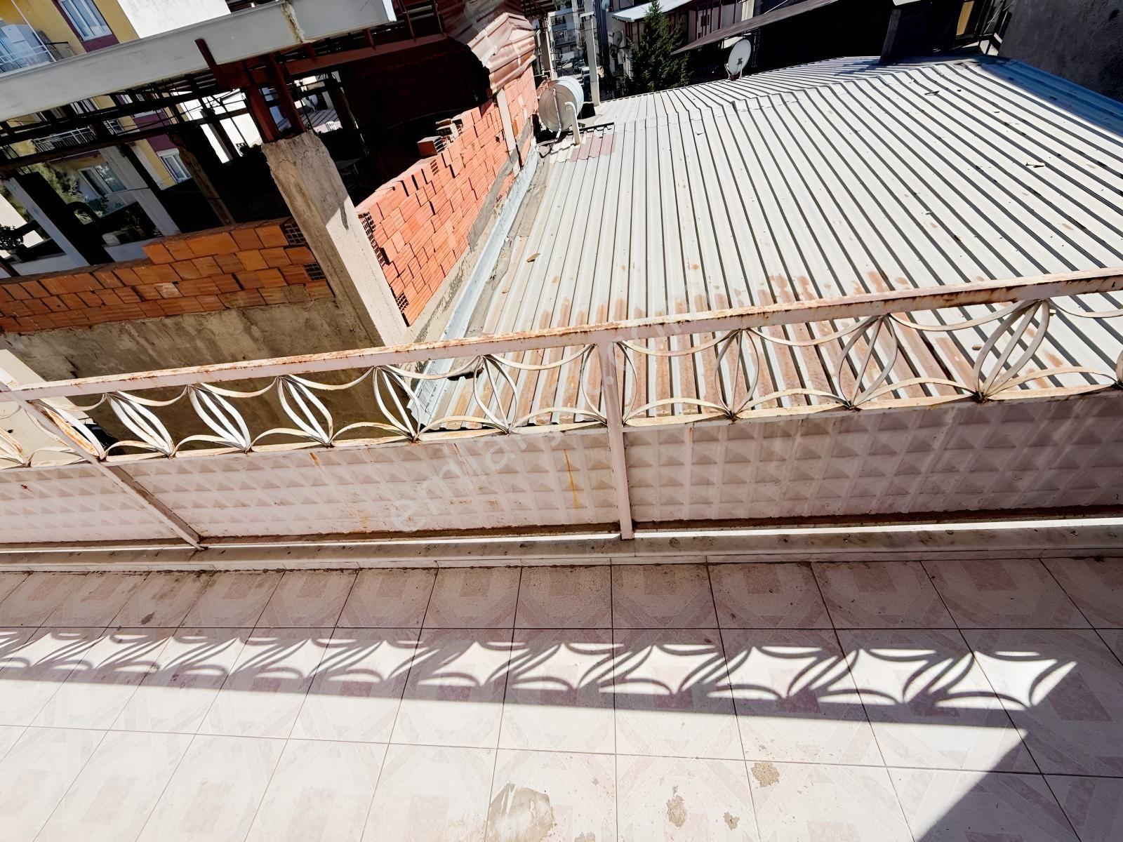 Buca İzban İnkilap Durağına Yakın Satılık Komple Bina — fotoğraf 5