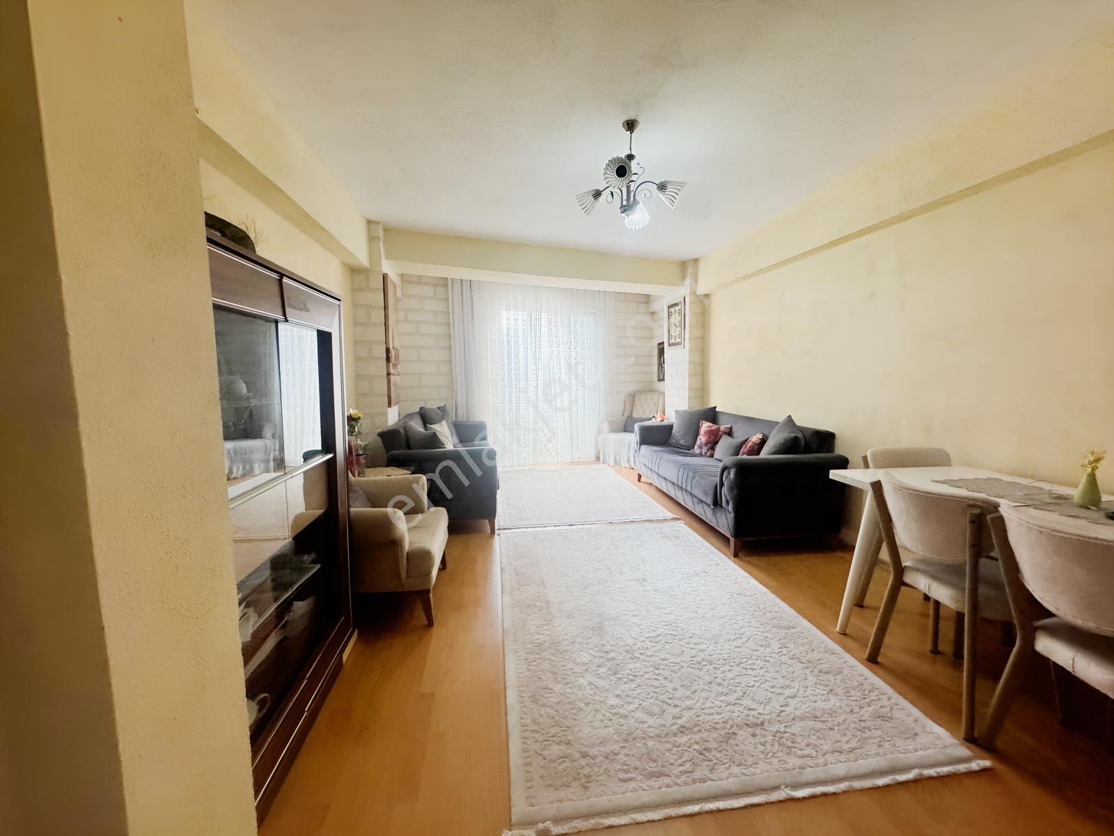 Üçevler Arakat Emsalsiz 2+1 Acil Satılık Daire!! — fotoğraf 2