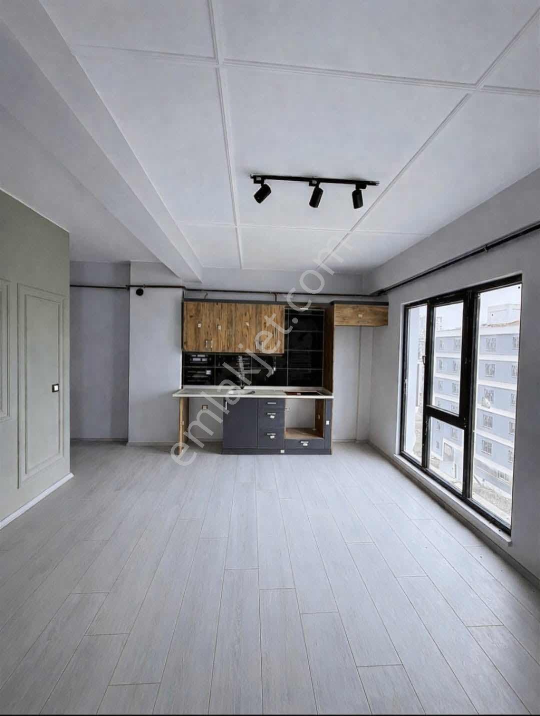 Denız Manzaralı Araç Takasına Uygun Lüx Satılık 1+1 Daire
