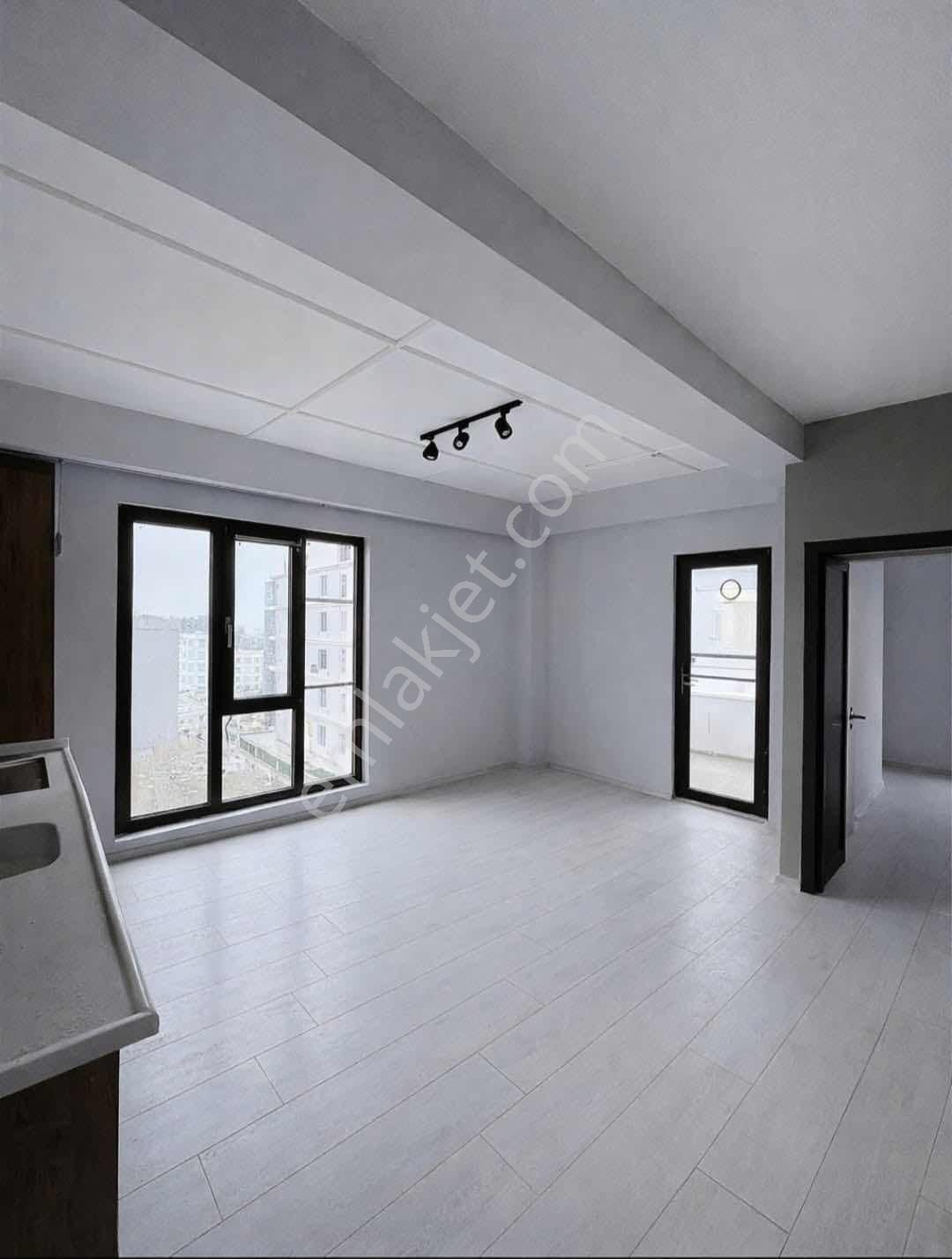 Denız Manzaralı Araç Takasına Uygun Lüx Satılık 1+1 Daire — fotoğraf 2