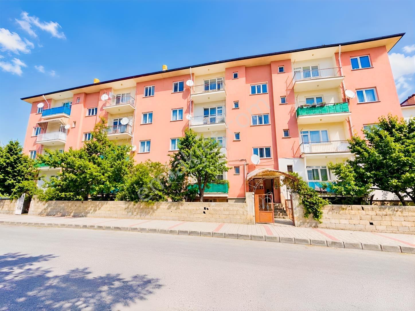 Remax Dem'den Akşemsettin Mah. 3+1 Satılık Daire