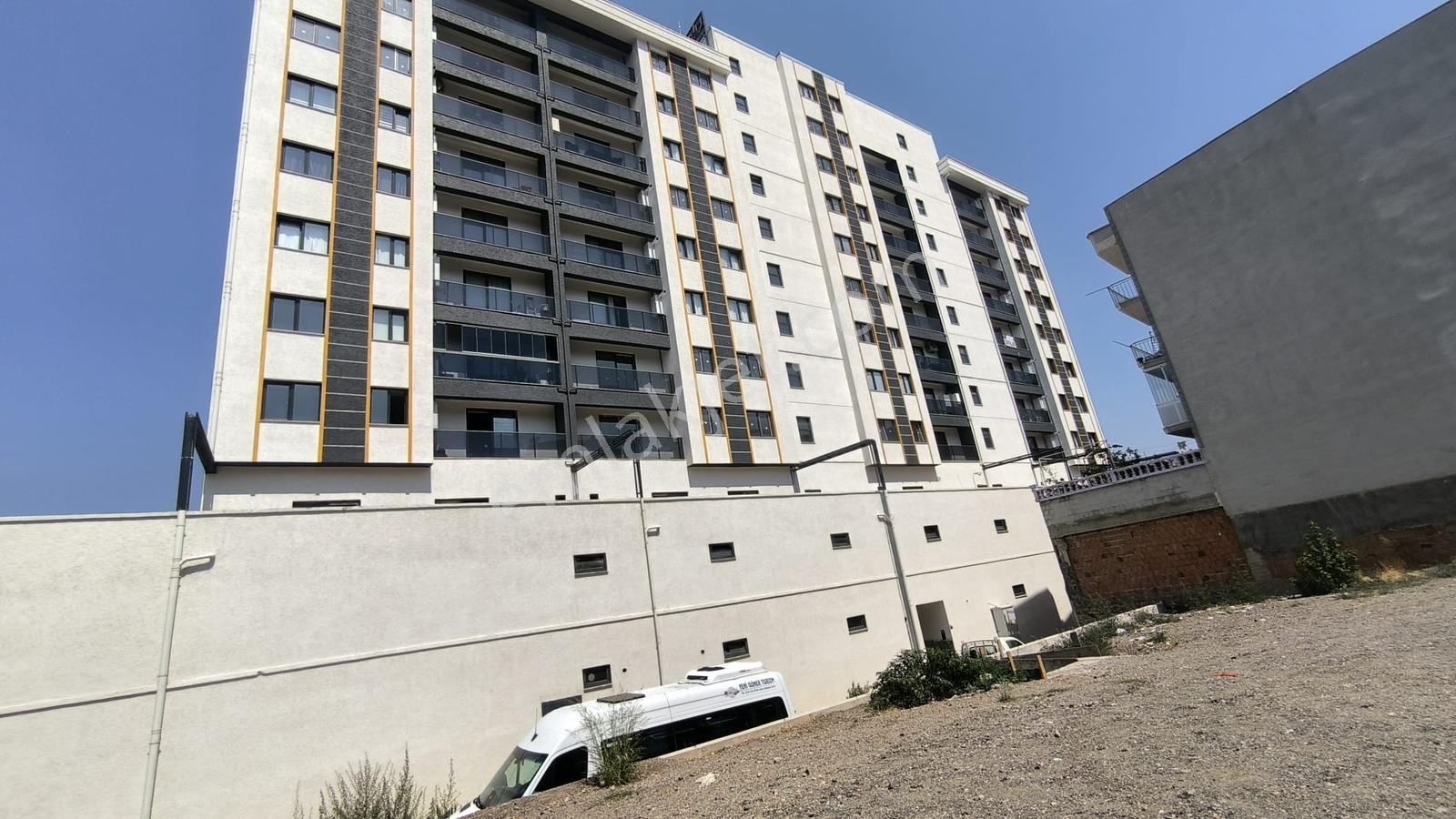Metro Yanında Sıfır Binada 2+1 | 55 M² Net Satılık Daire — fotoğraf 2