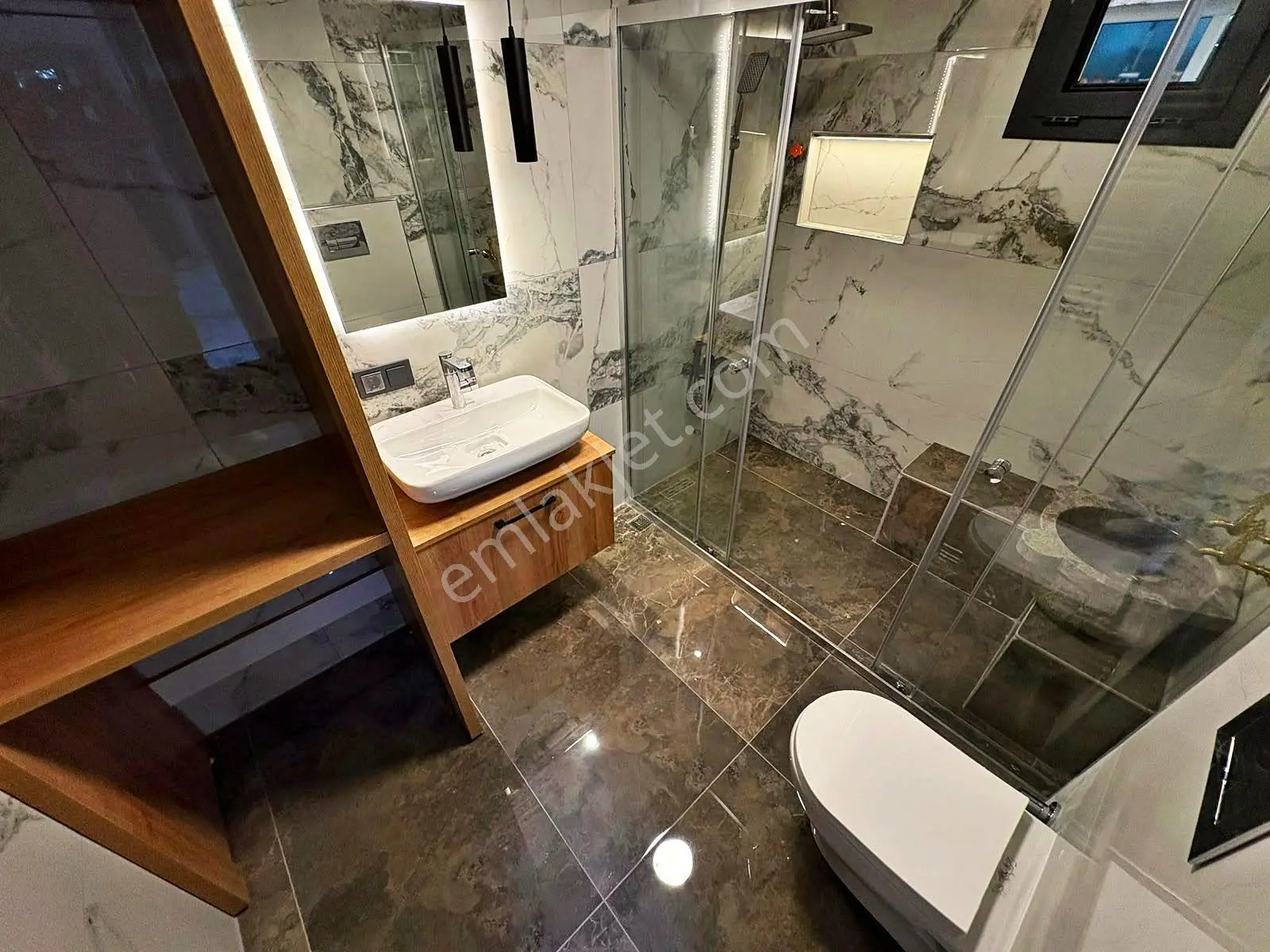 Aktif'ten Yetişen Alır Denize 300mt Hem 3+1 Hemde 1+0 Daire=4+1 Muhteşem Ötesi Daire — fotoğraf 11