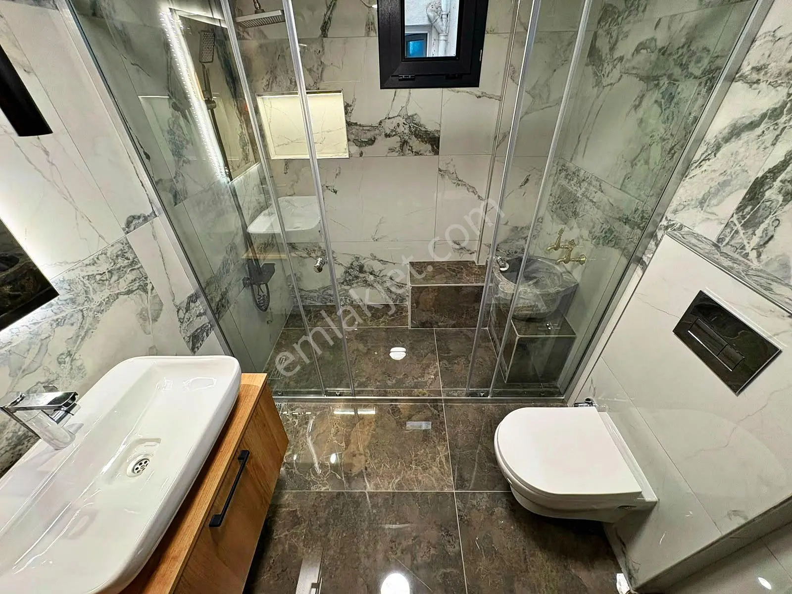 Aktif'ten Yetişen Alır Denize 300mt Hem 3+1 Hemde 1+0 Daire=4+1 Muhteşem Ötesi Daire — fotoğraf 13