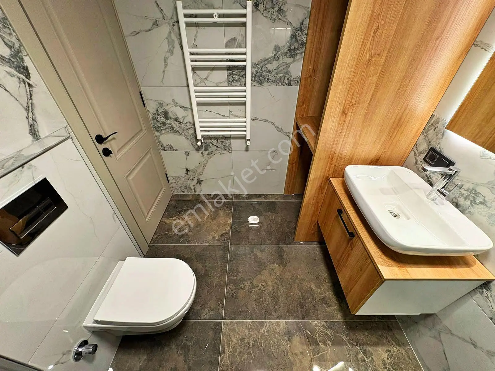 Aktif'ten Yetişen Alır Denize 300mt Hem 3+1 Hemde 1+0 Daire=4+1 Muhteşem Ötesi Daire — fotoğraf 17