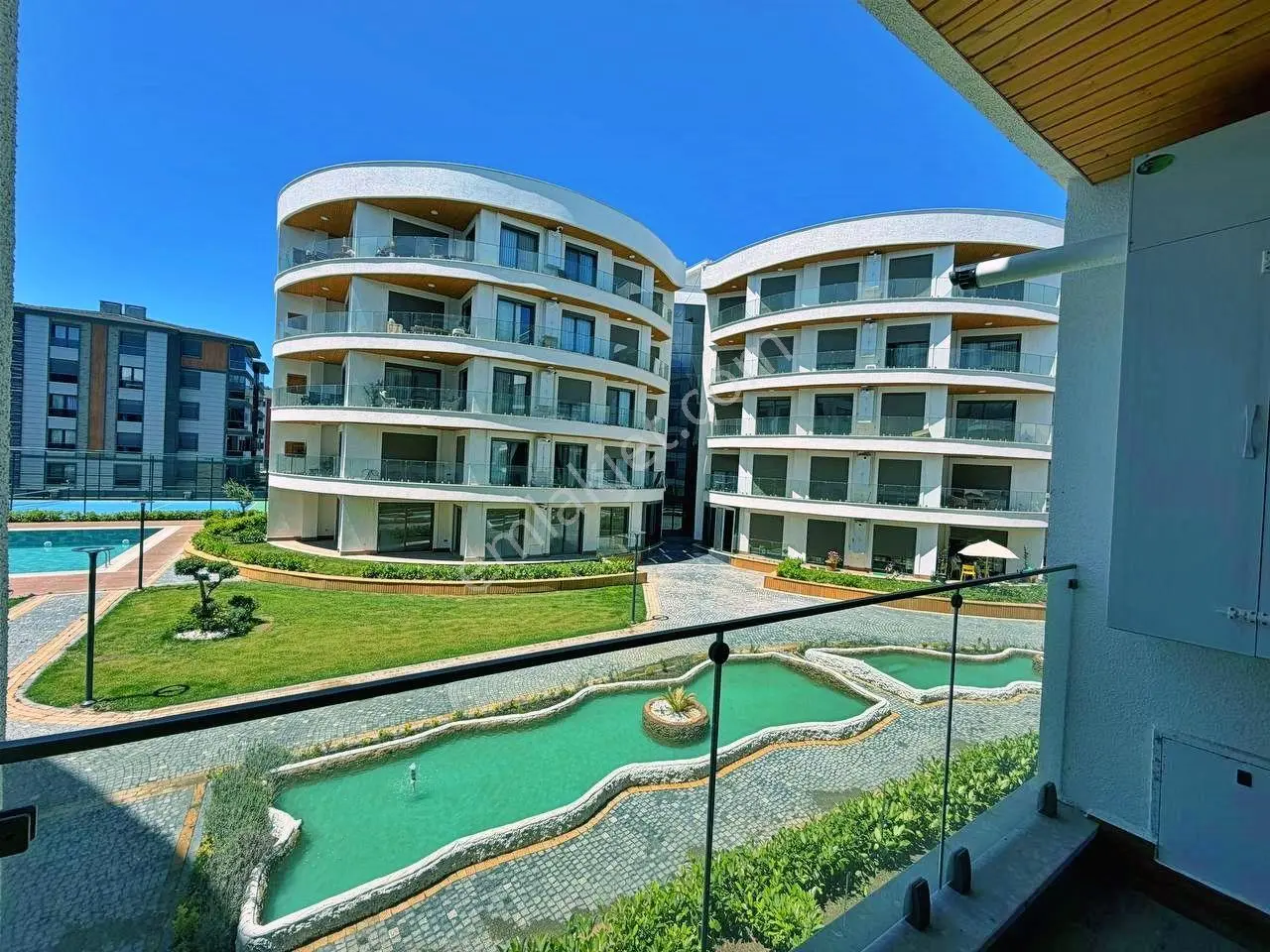 Uytundan Burhaniye Ören'de Ultralüks Sitede Havuz Cephe 1+1daire — fotoğraf 22