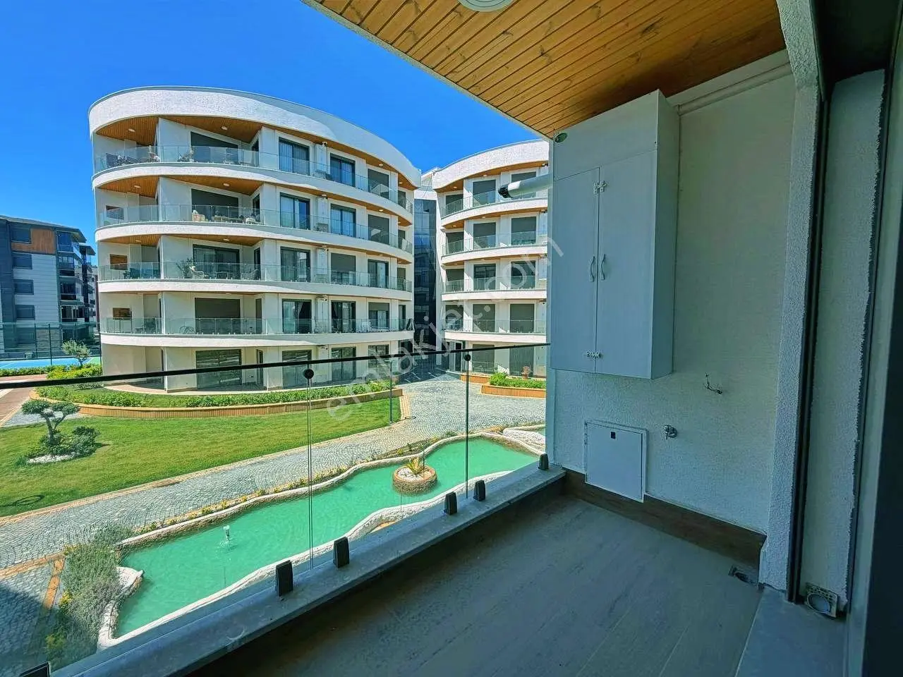 Uytundan Burhaniye Ören'de Ultralüks Sitede Havuz Cephe 1+1daire — fotoğraf 27