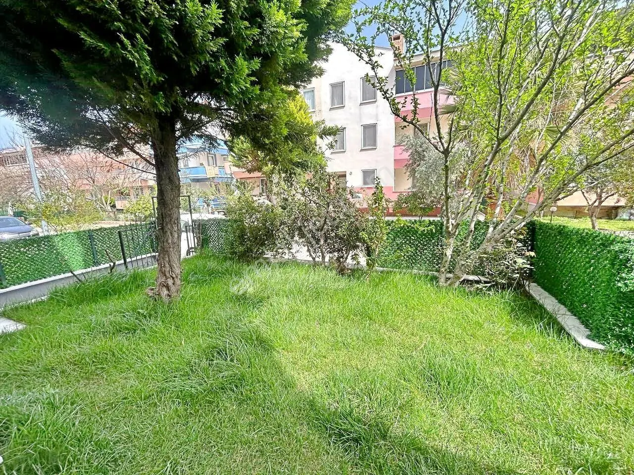 Uytundan Akçay'da Denize 400 Metre 3+1 Bahçeli Satılık Villa — fotoğraf 32