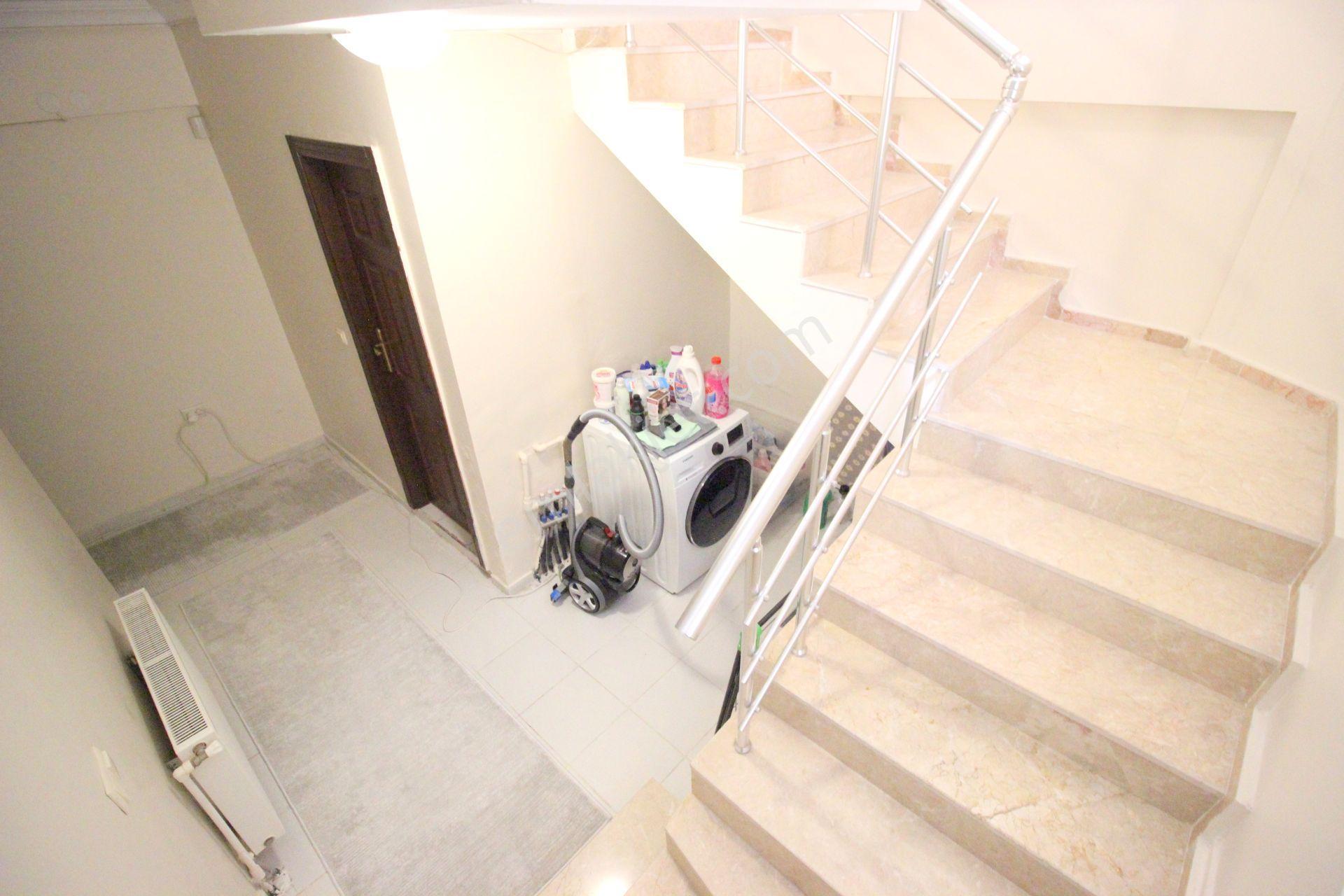 Hemdem Gayrimenkul'den Alsancak'ta Yüksek Girişyapılı 2+1 Dublex Satılık Daire — fotoğraf 32