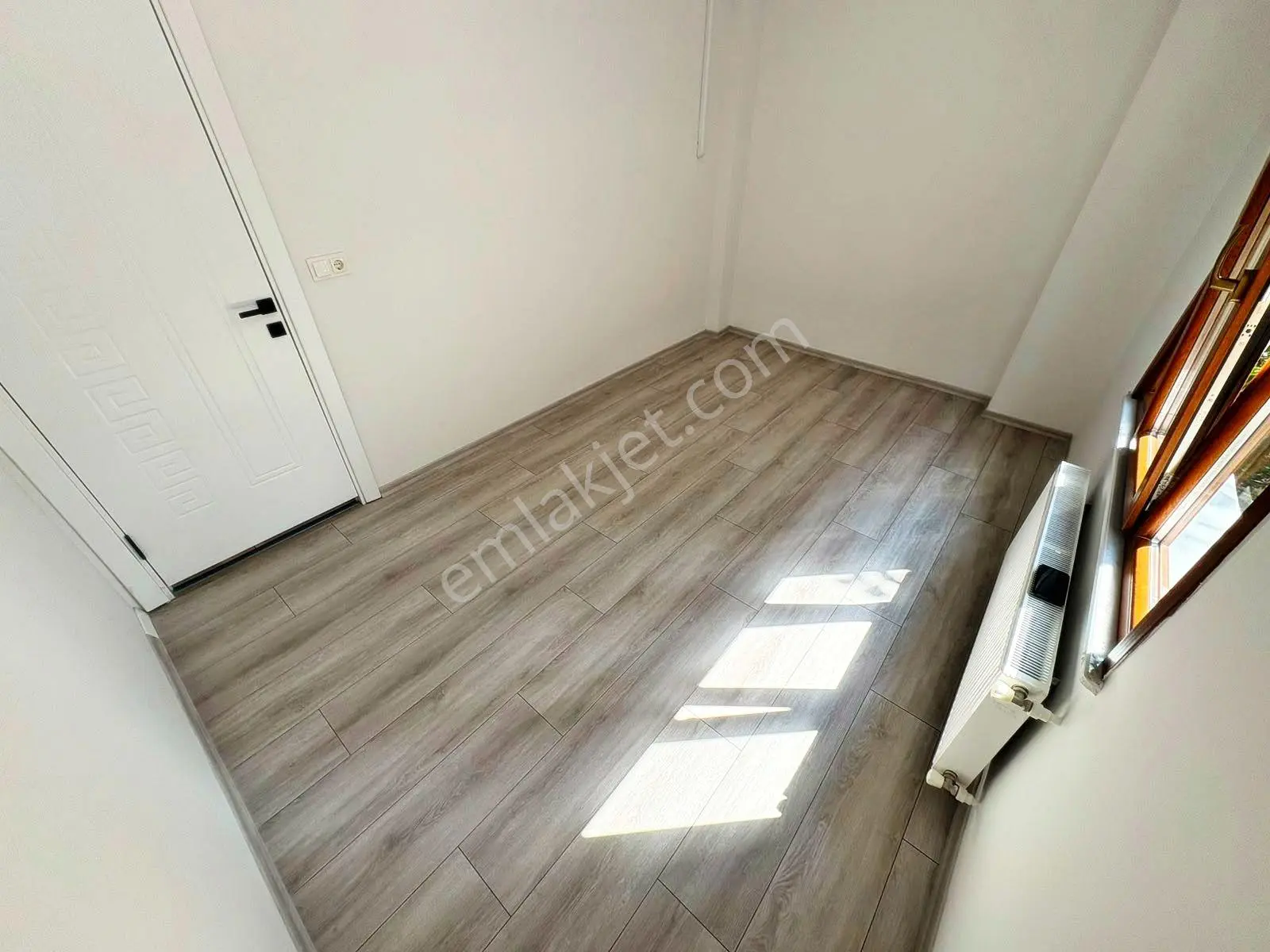 Aktif'ten Akçay'da Satılık Yüzme Havuzlu Arakat Kapalı Otoparklı 2+1 Daire — fotoğraf 25