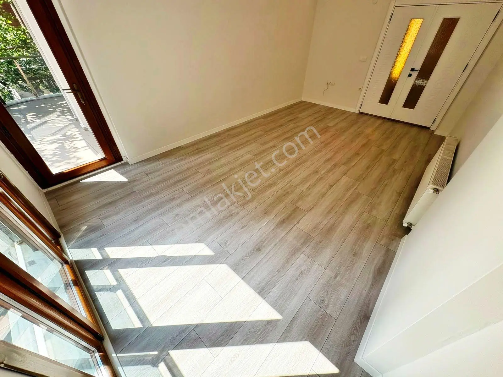 Aktif'ten Akçay'da Satılık Yüzme Havuzlu Arakat Kapalı Otoparklı 2+1 Daire — fotoğraf 31