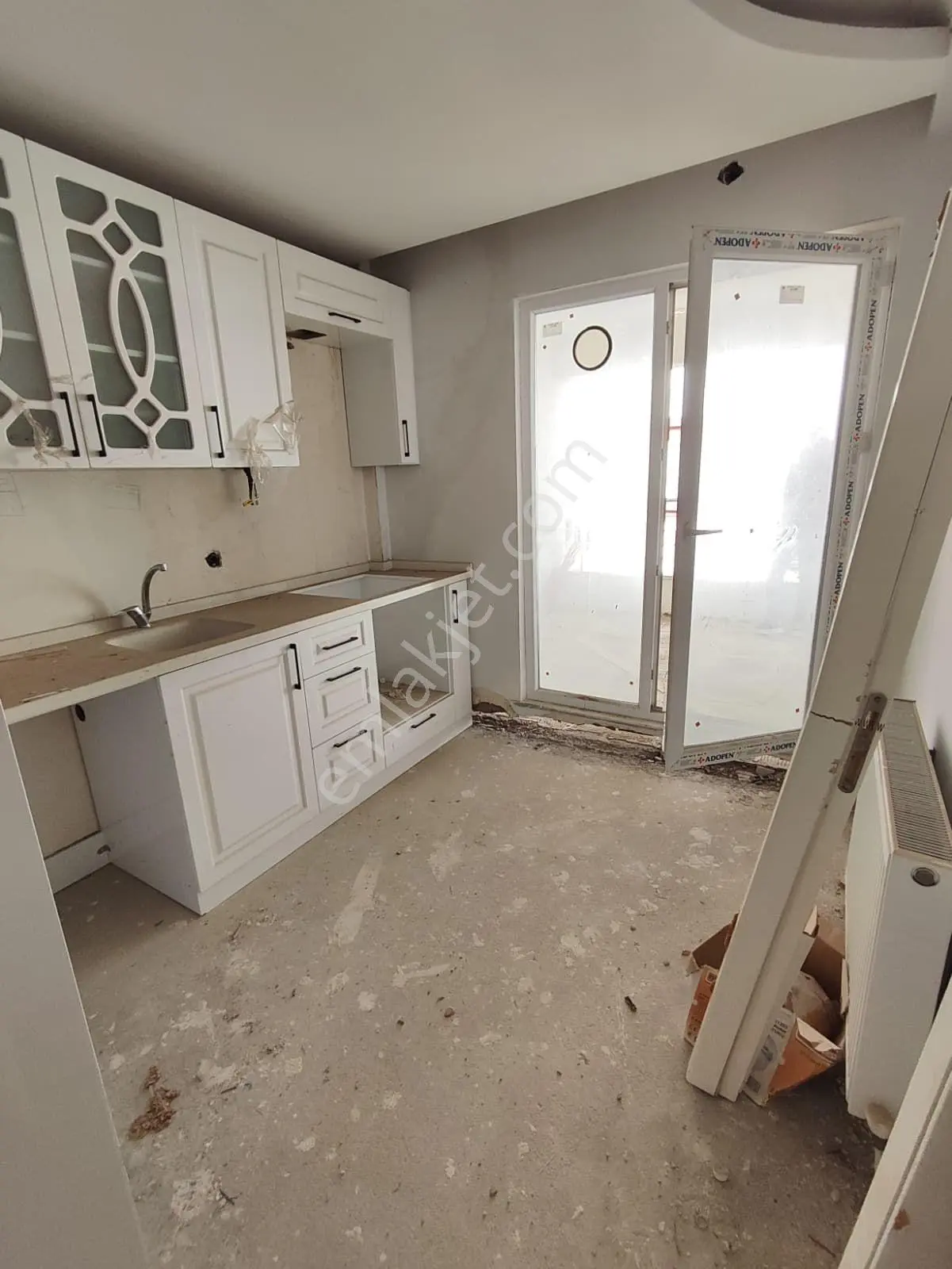 İhsaniye Muradiye Cami Mevkii Sıfır 3+1 Lux Daire — fotoğraf 2
